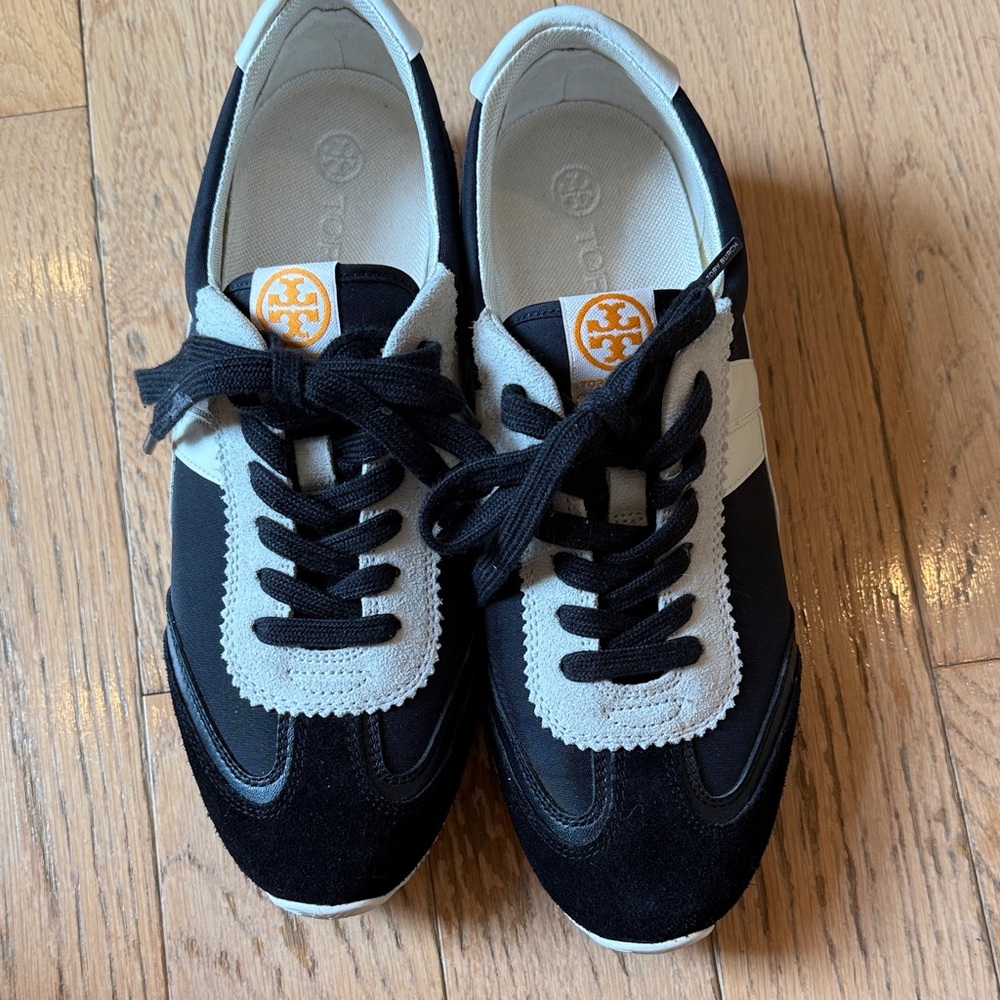 Tory Burch Black and White Athletic Shoes Sneakers - Picture 3 of 6